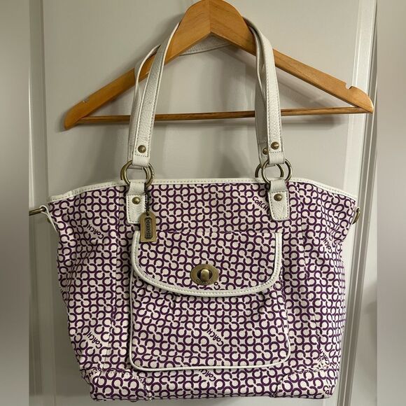 ⭐️ HOST PICK ⭐️ Coach Leah Poppy Purple and white Canvas over shoulder/crossbody - Picture 3 of 13
